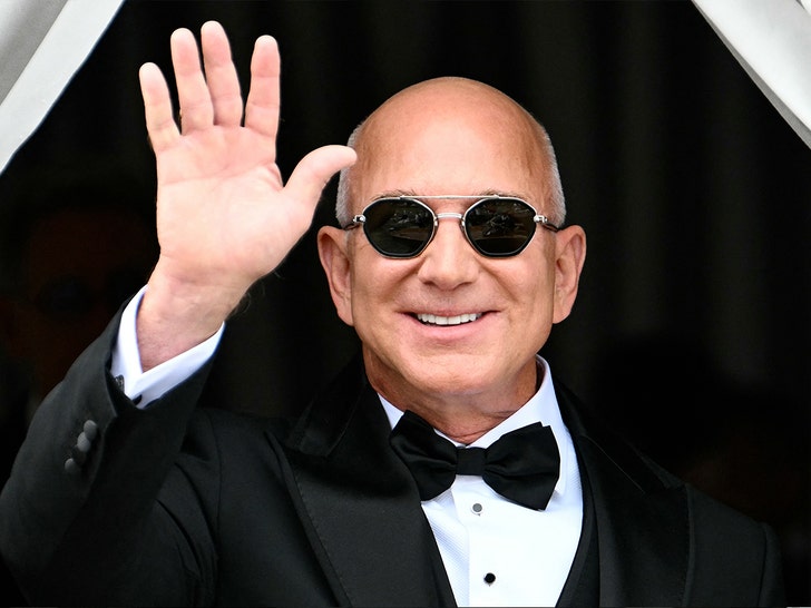 Jeff Bezos Looking Dapper in Tuxedo on Wedding Day in Venice