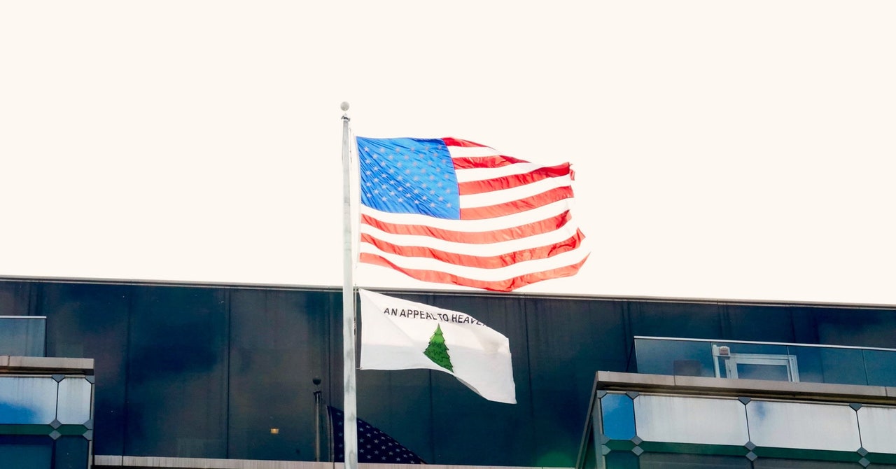 Far-Right ‘Appeal to Heaven’ Flag Flown Above Government Agency in DC