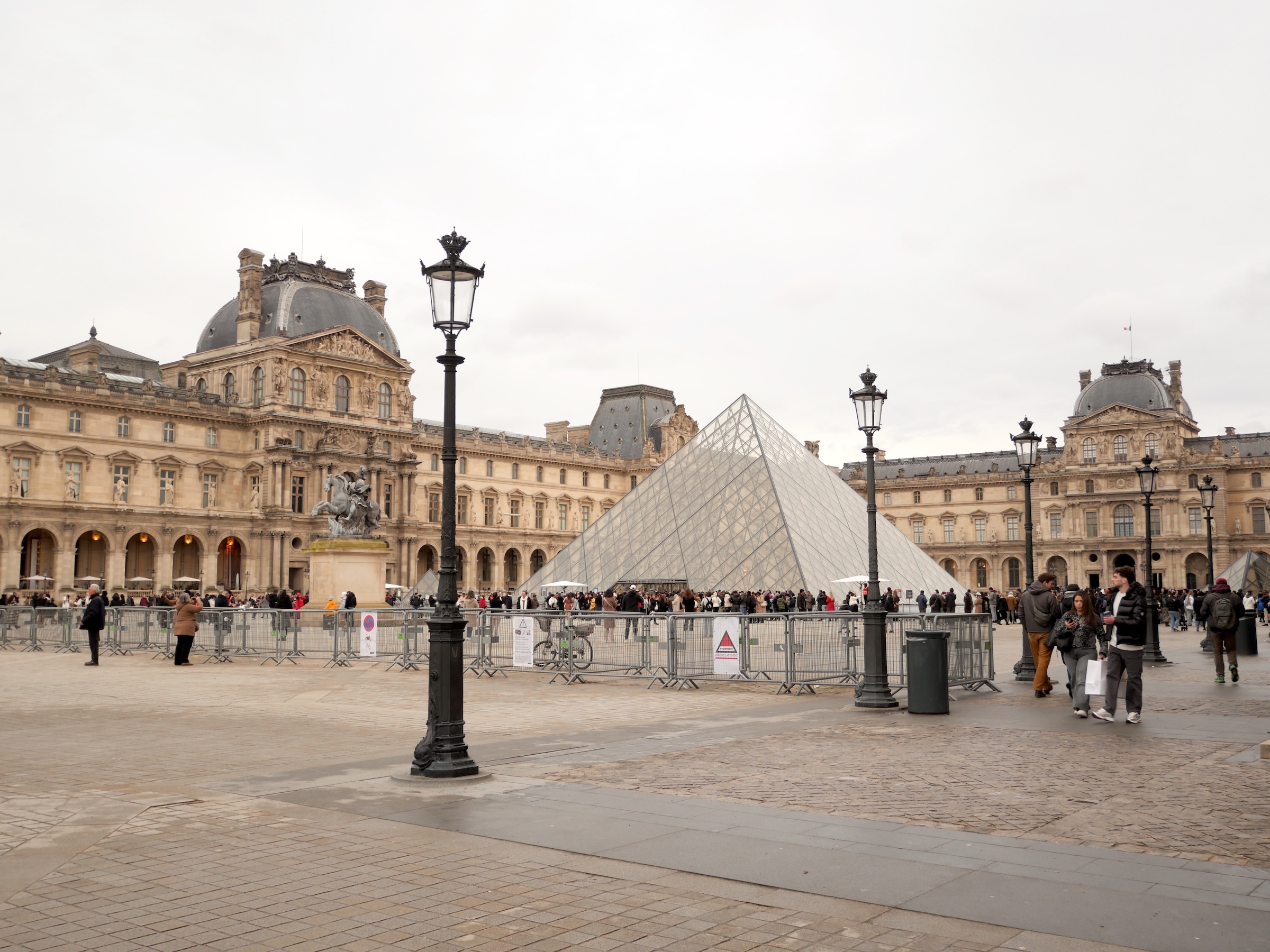 Louvre Museum Shutters as “Exhausted” Staff Go on Strike 