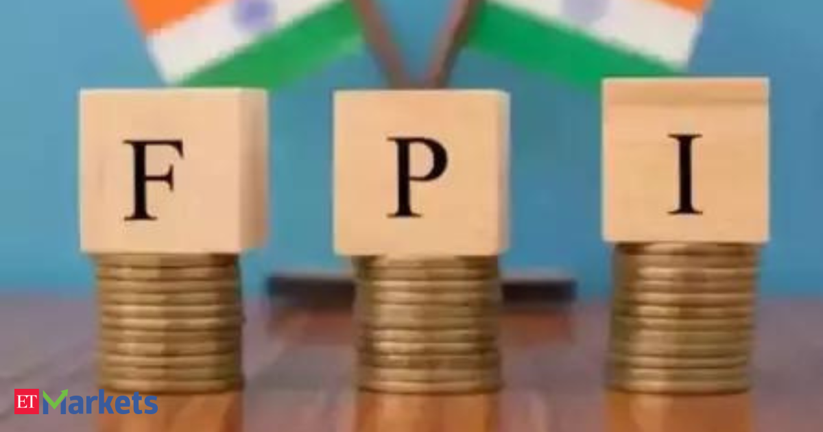 Foreign Portfolio Investors: FPI outflows at Rs 1 lakh crore in 2025 so far; Rs 555 crore pulled out in July alone