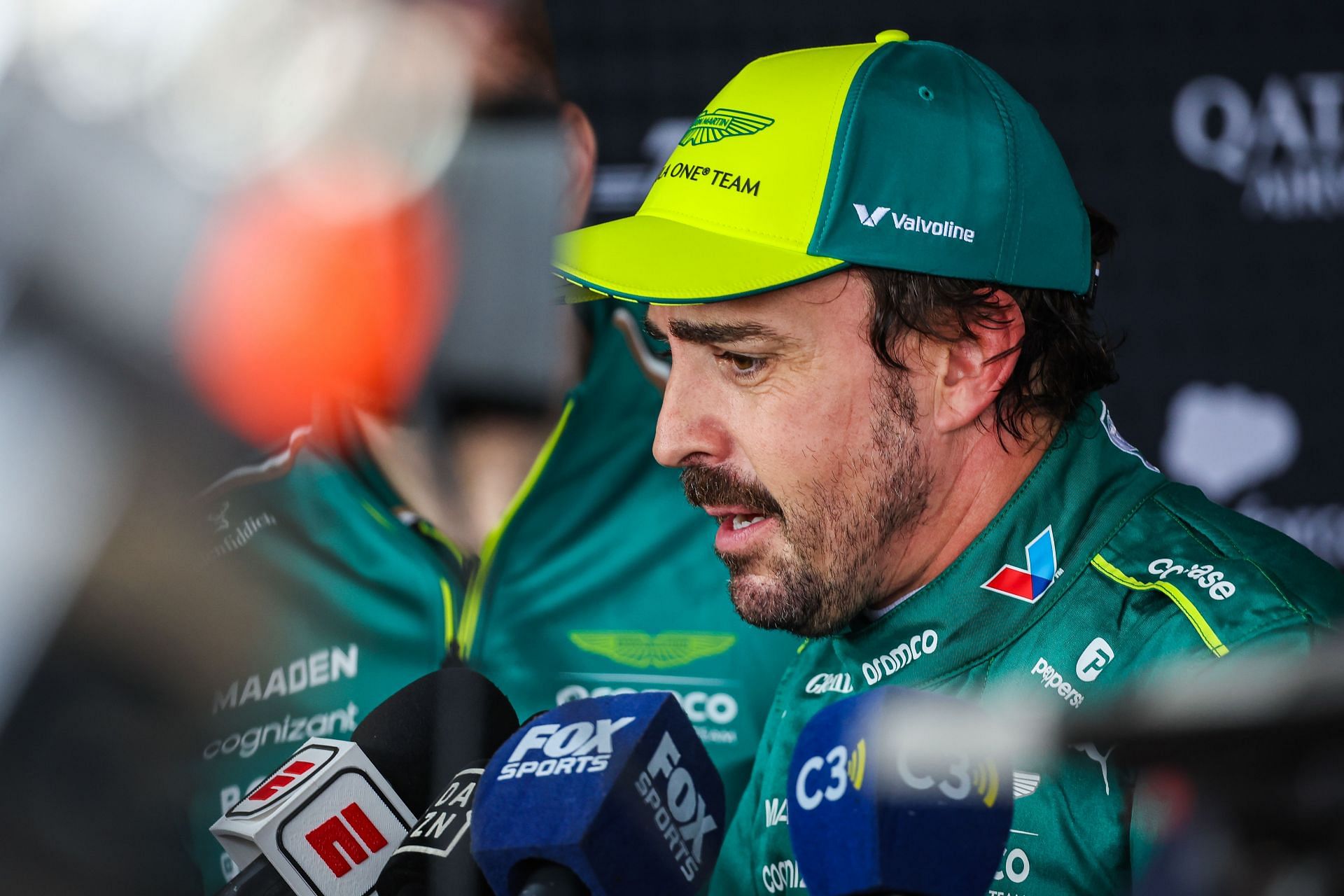 Fernando Alonso mindful of “challenges” in Silverstone despite ‘small step in the right direction’