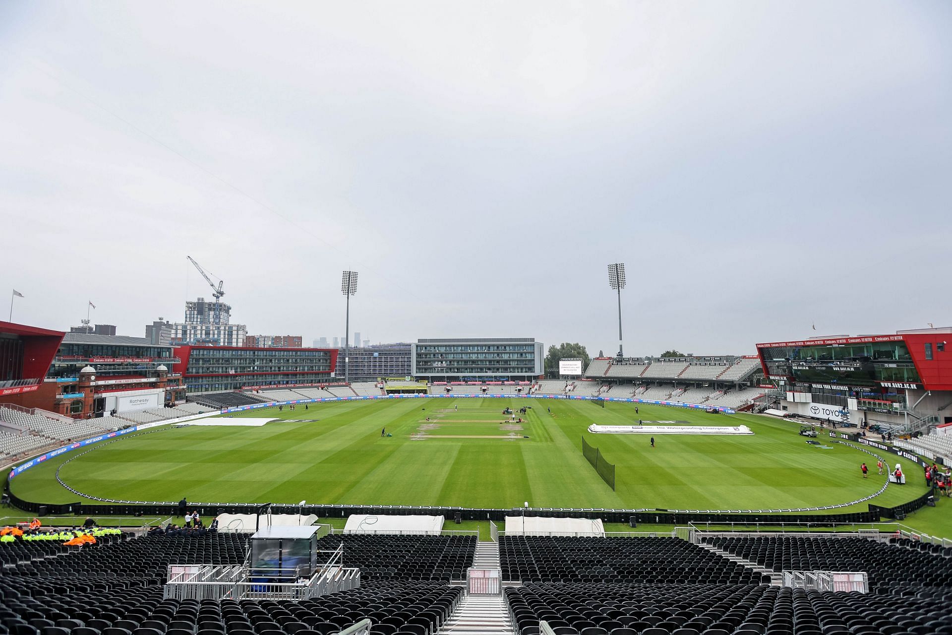 What are the chances of rain on Day 2 of 4th ENG vs IND 2025 Test at Old Trafford?