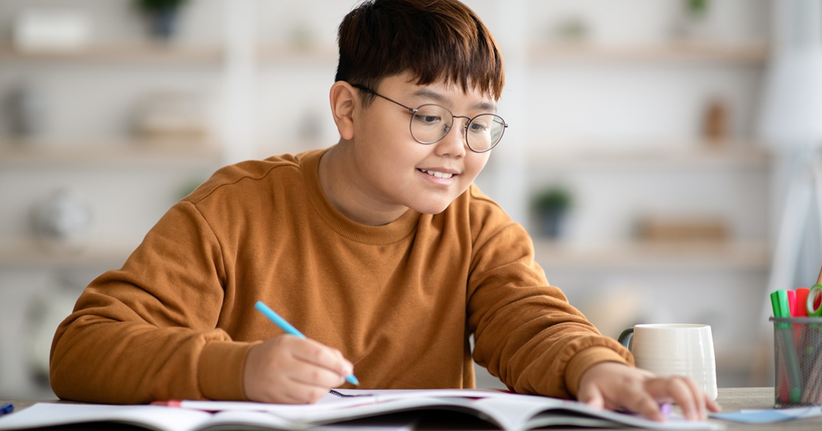 75 8th Grade Writing Prompts Students Can’t Resist Responding to