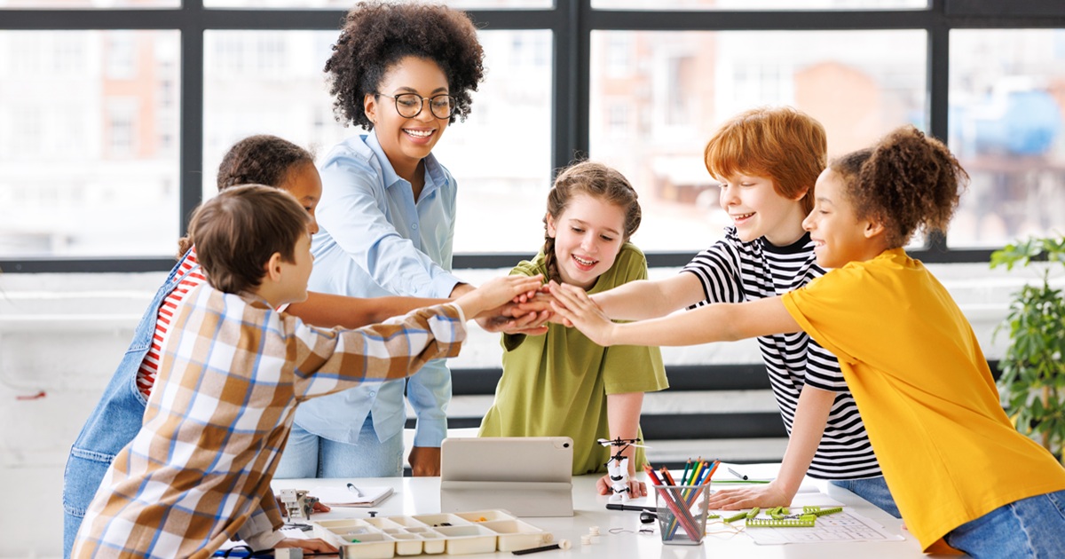 13+ Innovative Ideas for Building Community in the Classroom