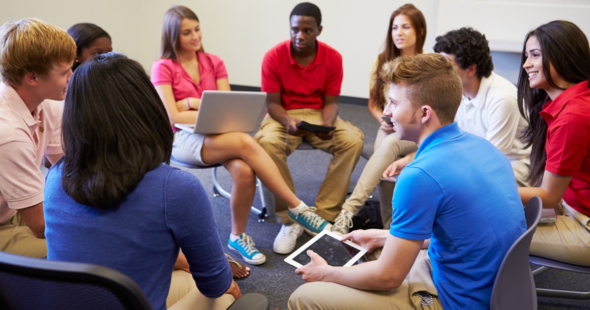 How to Use Socratic Seminars in High School + Lesson Examples