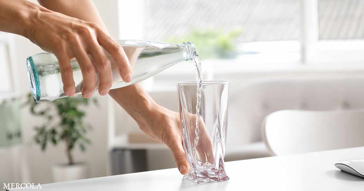 Glass Bottles Contain More Microplastics Than Plastic Bottles