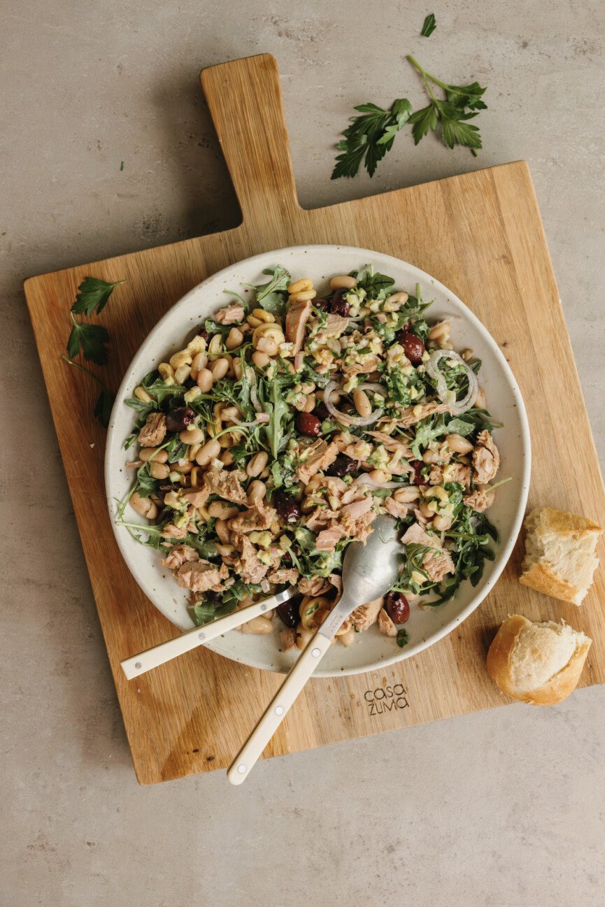 Mediterranean Tuna Salad with White Beans (Easy No-Cook)