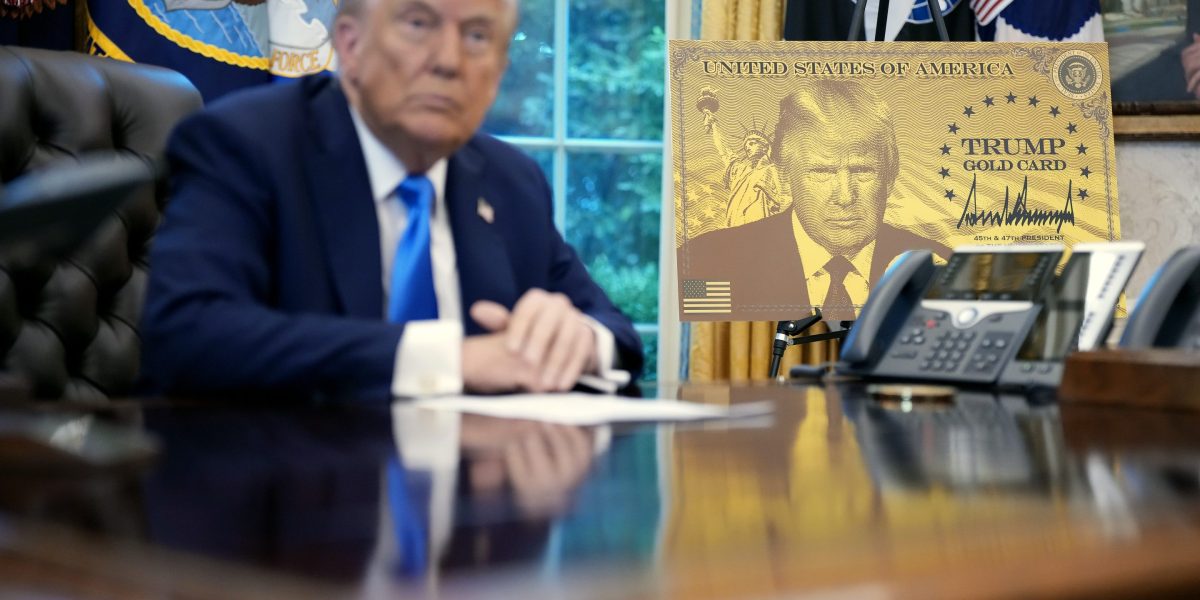 H-1B visas: White House tries to clear up confusion after panic throws corporate America into chaos