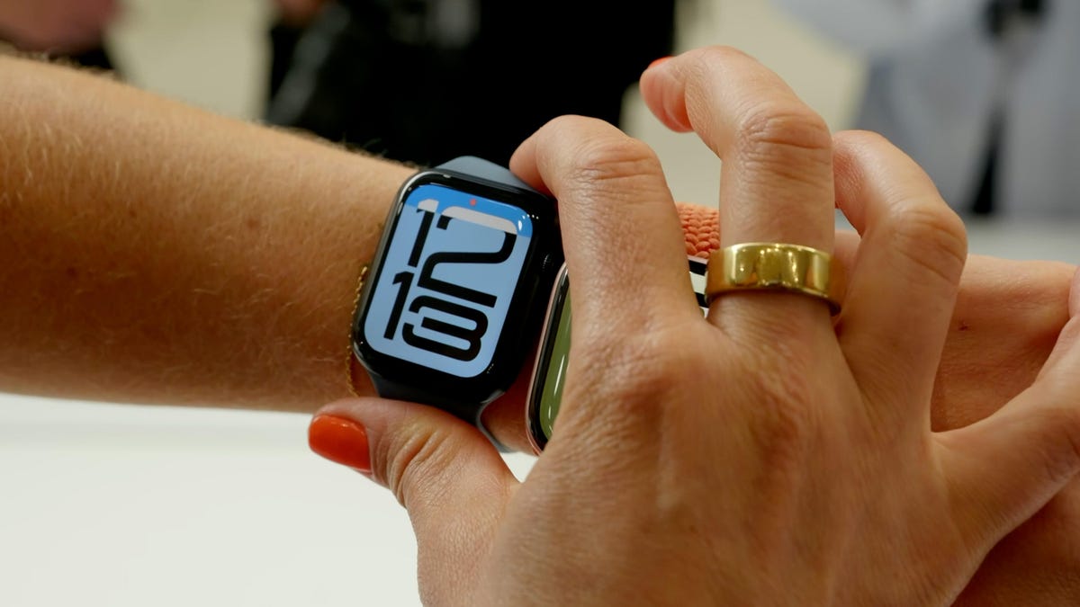 Apple’s Sleeper Hit of Its Fall Lineup? The Apple Watch SE 3