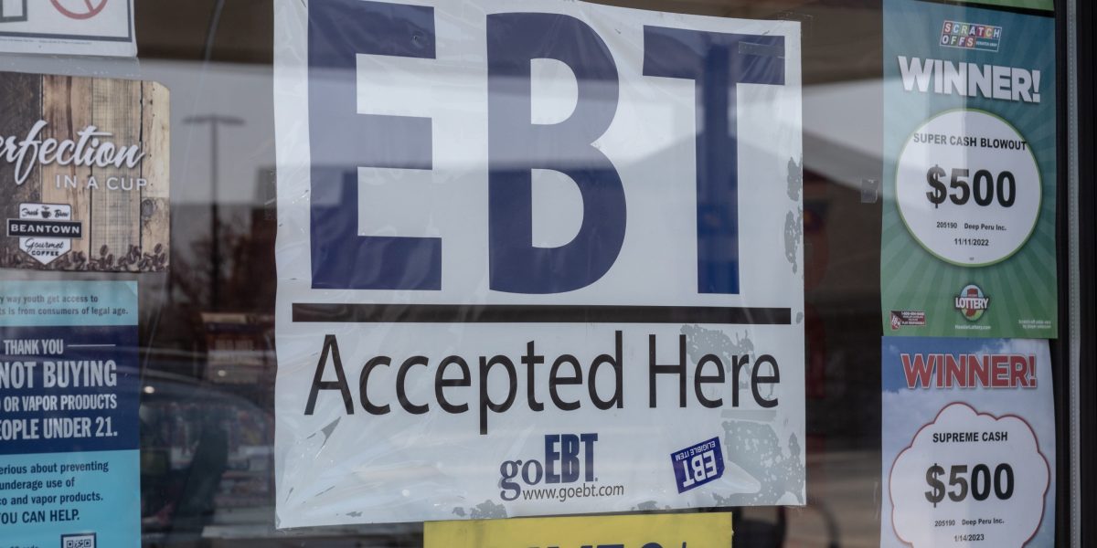 Single mother sues — and beats — Kentucky for kicking her off food stamps because she bought food at the store where she worked