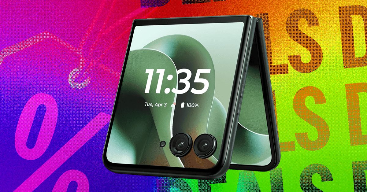 Our Favorite Motorola Smartphone Is $100 Off