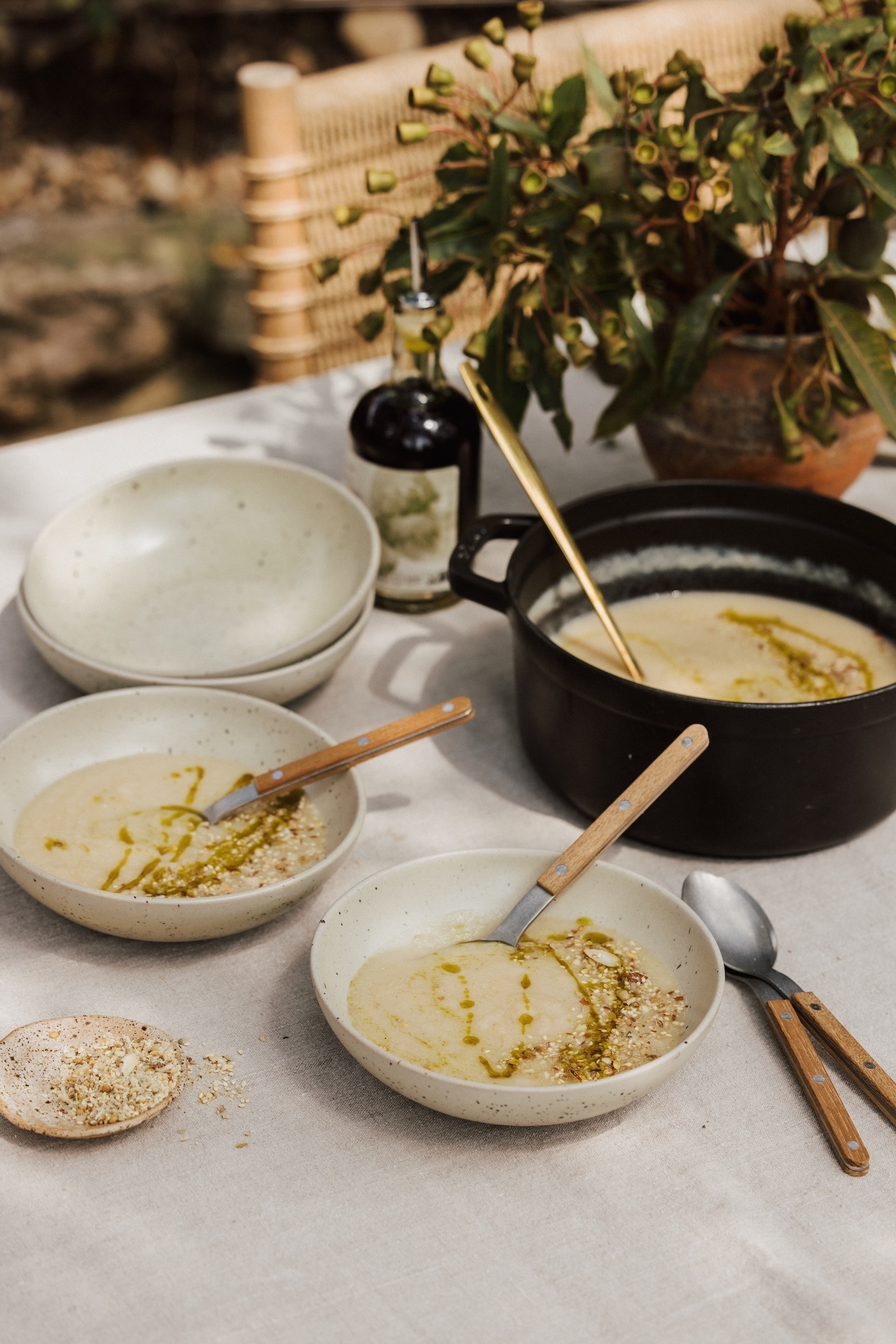 Creamy Cauliflower Soup with Herby Drizzle