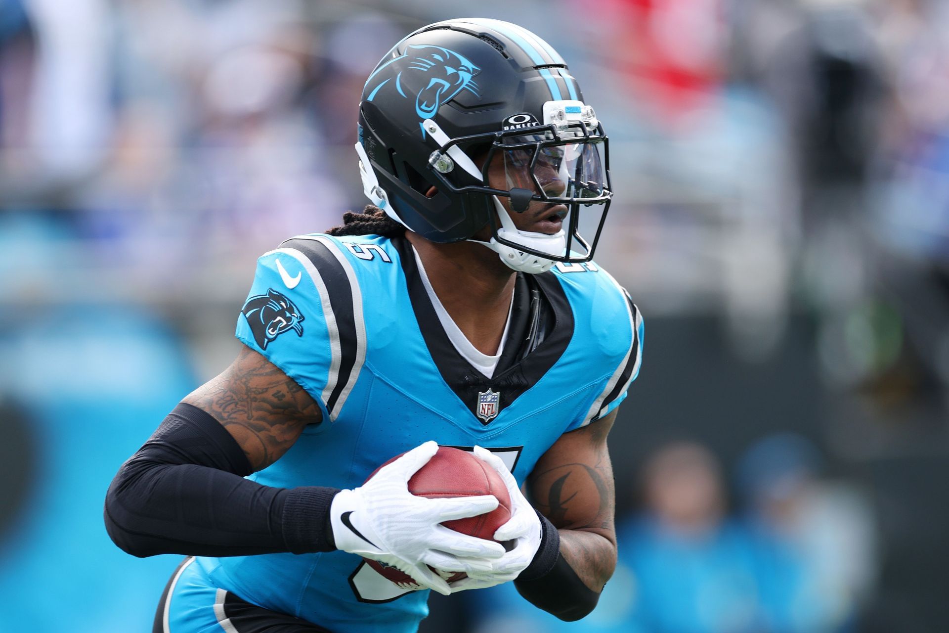 Fans react as Rico Dowdle gets fined $14,491 for TD celebration vs Packers