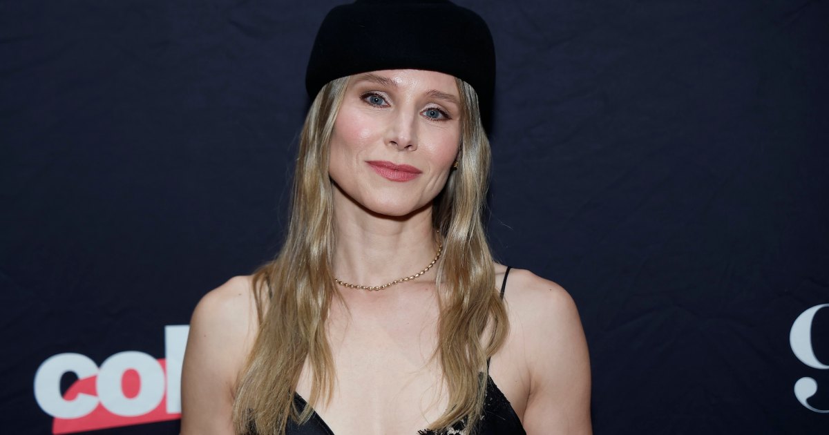 Kristen Bell’s Favorite Powder Face Wash Is TSA-Friendly