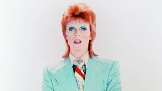 Watch 50 David Bowie Music Videos Spanning Five Decades of Reinvention: “Space Oddity,” “Life on Mars?” “‘Heroes’,” “Let’s Dance” & More