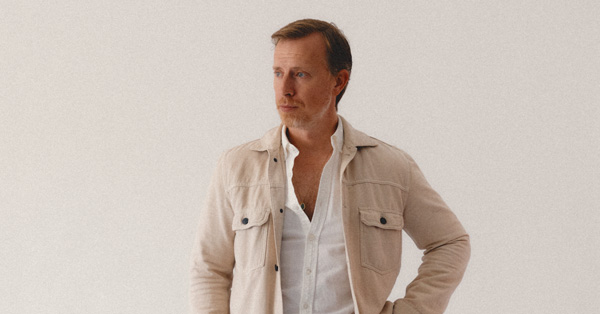 A Lightweight Early Fall Style · Primer